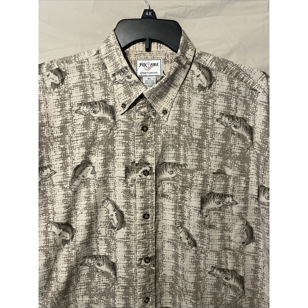Fox Fire Sportswear Men's Short Sleeve Button Up With Great  Bass Design Size XL